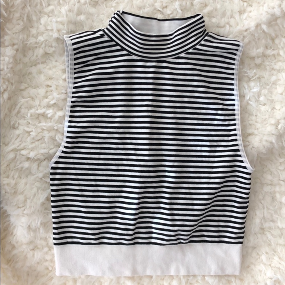 B/W Striped Crop Top